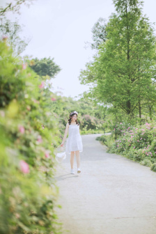 丰满女学生